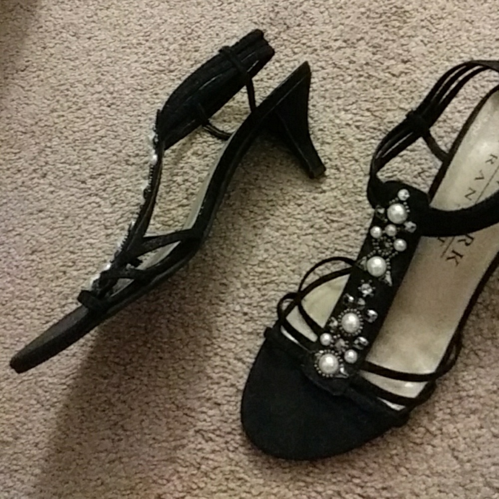 Heels - Picture 2 of 2